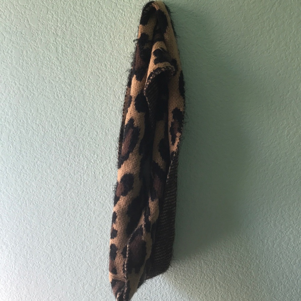 Cheetah Infiniti scarf